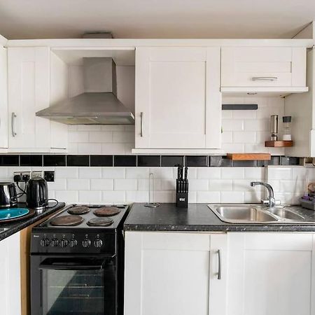 Lovely One Bedroom Flat. เบลฟาสต์ ภายนอก รูปภาพ
